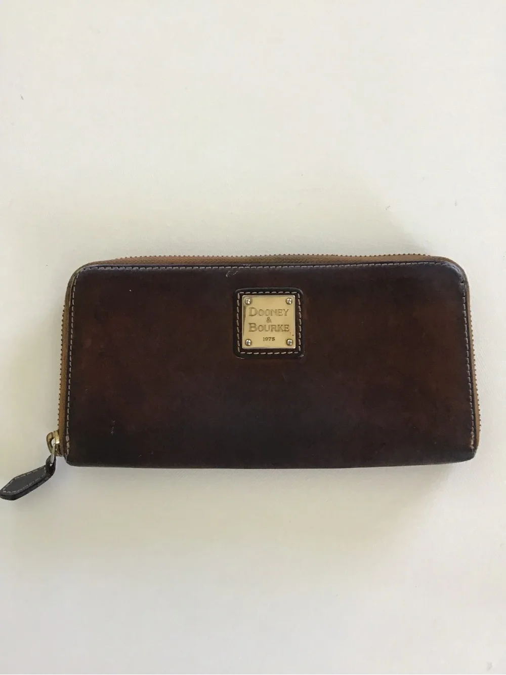 Vintage Dooney & Bourke Florentine Leather Zip Around Wallet Brown